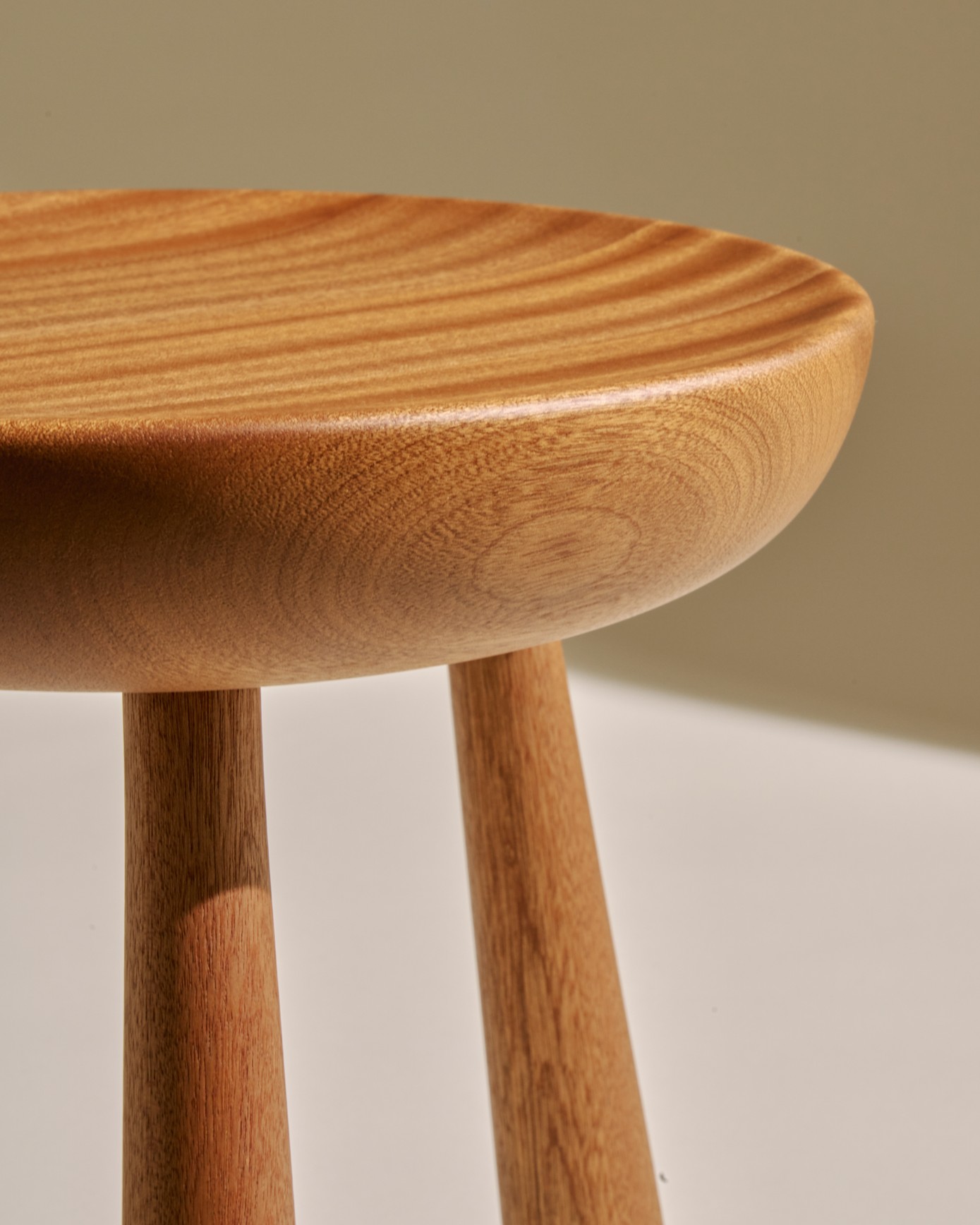Gubi Totto Stool